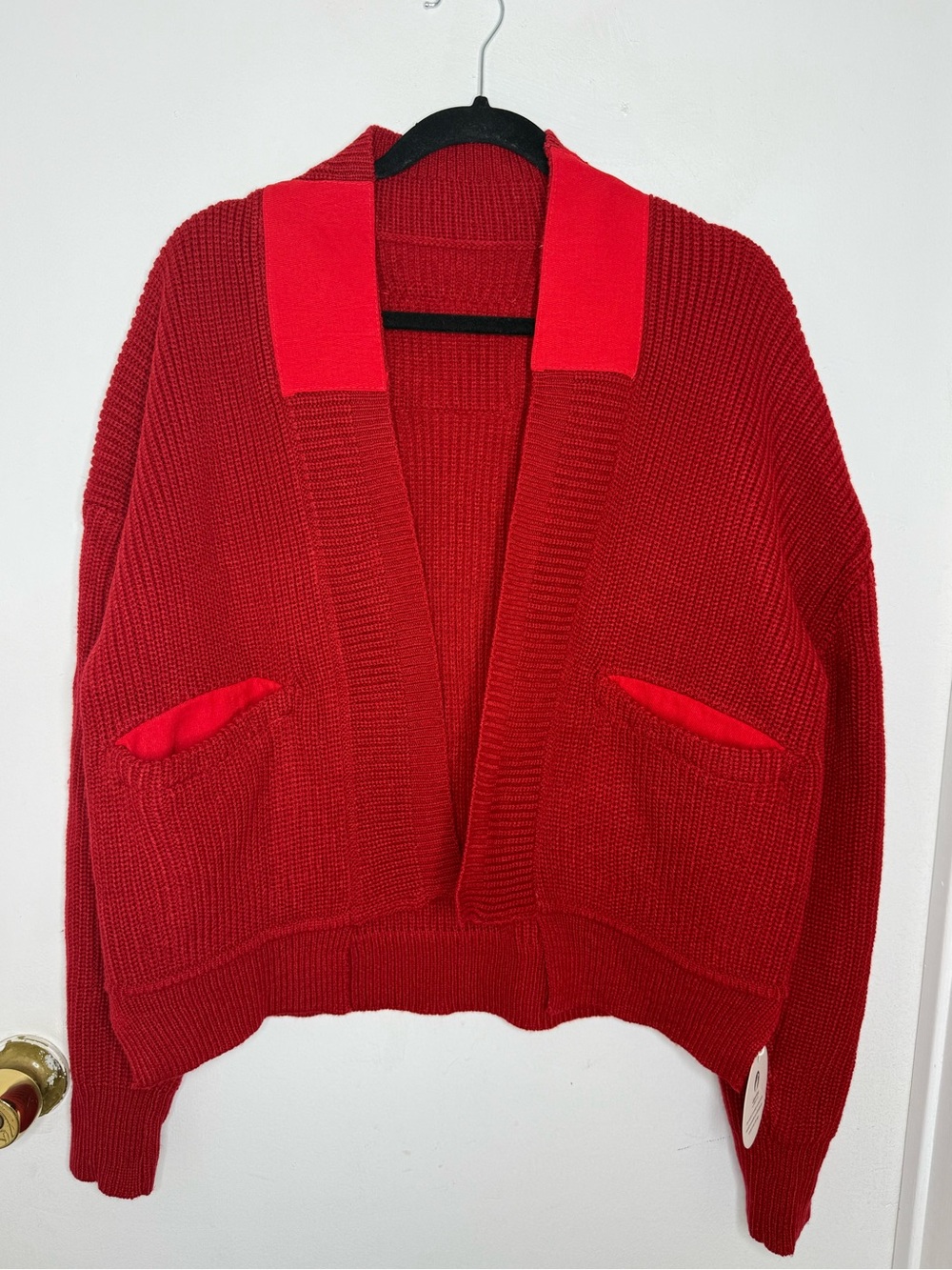 Cozy Open-Front Red Knit Cardigan with Contrast Collar